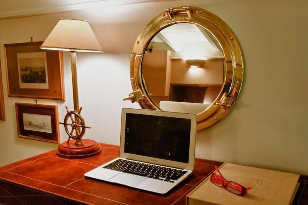Acropolis Luxury House Apartman Athén Kültér fotó